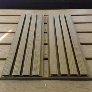 Atacado UV Resistente Exterior Parede Revestimento WPC Fluted Wall Panel