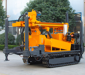 Foreuse rotative hydraulique sur chenilles orange, profondeur 200 m, pour exploration géologique - Product Image 6
