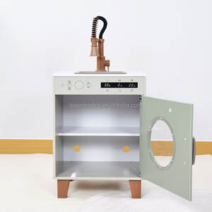 Lavadora y Fregadero de Juguete de Madera para Niños, Color Verde Salvia, Marca Laontessundry, con Grifo Realista y Pantalla Digital - Product Image 2