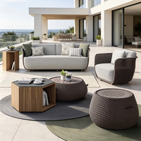 Offre Spéciale : Ensemble de Canapés d'Extérieur en Rotin Moderne et Luxueux avec Coussins Imperméables et Design Anti-Rouille Durable - Neuf d'Usine pour Hôtels et Jardins
