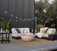 Mobilier d'extérieur décoratif chauffant résistant aux UV et à la rouille Table de foyer au propane en béton
