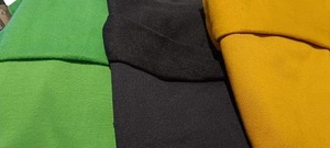 Tissu polaire en polyester filé à 2 brins, respirant, léger, doux et durable pour la fabrication de vêtements, sweats à capuche, vêtements de détente, chemises - Product Image 2