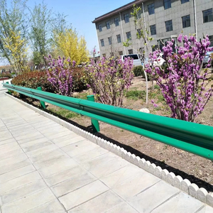 W <span class=keywords><strong>Beam</strong></span> Thrie <span class=keywords><strong>Beam</strong></span> have autostrada Guardrail barriera ad alta resistenza per la sicurezza stradale in acciaio W fascio di superficie zincata a caldo - Product Image 1