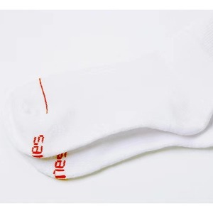 Горячая новинка 2025: 2 пары модных носков Hane Crew Socks из 100% хлопка, трендовые брендовые спортивные баскетбольные носки средней длины - Product Image 3