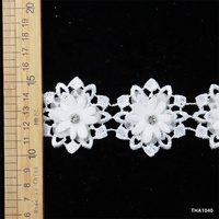 Dentelle Guipure Textile Double, Bordure de 5 cm, Motif Floral Feuille Blanche, Broderie Perlée et Strass, Dentelle de Luxe