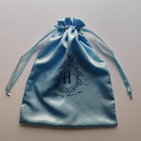 Housse anti-poussière écologique en satin de soie à cordon pour sous-vêtements sacs à main casquette sèche-cheveux chapeau perruque sacs d'emballage avec logo personnalisé