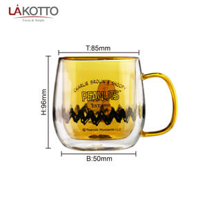 Vente en gros de tasses en verre borosilicaté à <span class=keywords><strong>double</strong></span> <span class=keywords><strong>paroi</strong></span> de 320ml tasses à café et lait créatives de haute qualité avec verres en verre au design de dessin animé - Product Image 5