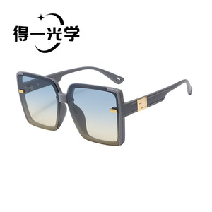 Square Frame <b>Sunglasses</b> Black PC UV400 Women Fashionable Retro - Product Image 5