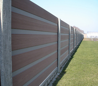 Panneaux de clôture WPC modernes co-extrudés pour l'extérieur, en composite bois-plastique, pour la décoration de jardin, maison et cour