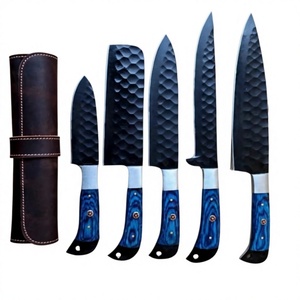 Ensemble de 5 couteaux de cuisine, finition martelée, bord droit, manche en bois bleu - Product Image 1