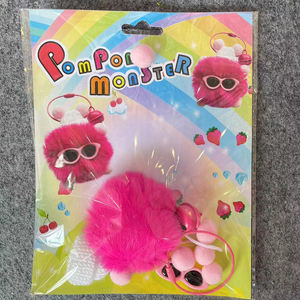 Venta al por mayor novedad DIY regalo innovador DIY artesanía juguete novedad llavero pompón monstruo - Product Image 2