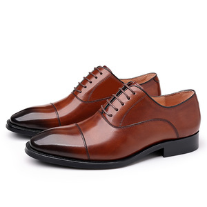 Chaussures en cuir pour hommes - Chaussures de ville formelles en cuir véritable pour hommes - Chaussures Oxford anglaises en cuir de vachette de qualité supérieure - Chaussures de mariage - Product Image 3