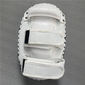 Mitones <span class=keywords><strong>de</strong></span> perforación <span class=keywords><strong>de</strong></span> enfoque redondo para culturismo, almohadillas para piernas <span class=keywords><strong>de</strong></span> Color dorado, mitones <span class=keywords><strong>de</strong></span> <span class=keywords><strong>boxeo</strong></span> para <span class=keywords><strong>entrenamiento</strong></span> - Product Image 4