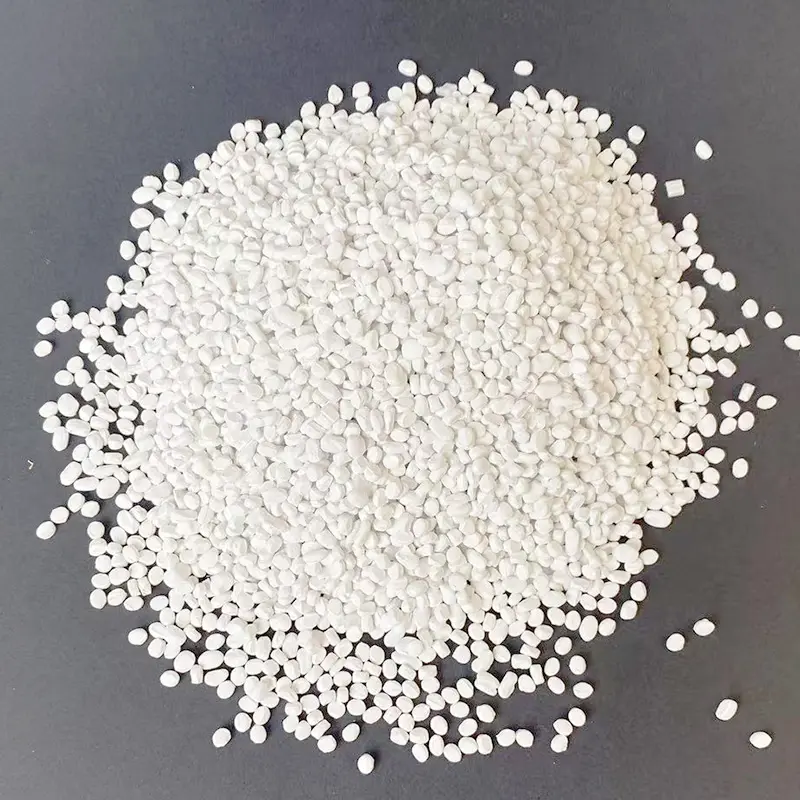 Granules en plastique pvc granulés masterbatch blanc tio2