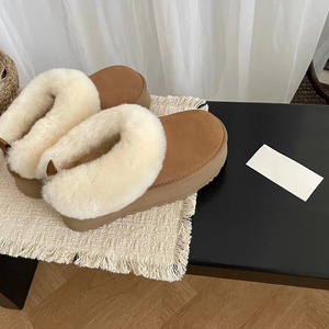 Nouvelles bottes UGG décontractées et chaudes pour femmes, collection Printemps 2025 – Style classique tendance, semelle épaisse antidérapante, idéales pour l'extérieur - Product Image 1