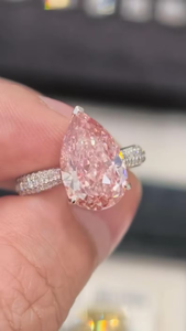 แหวนเพชรรูปหยดน้ำสีชมพู 2 กะรัตสำหรับผู้หญิง ทองคำขาว 14K ประดับเพชรแบบพาเว่ ได้รับการรับรองจาก IGI - Product Image 3