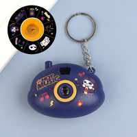 Mini Cartoon Projectiecamera Sleutelhanger met 8 patronen, diaprojectorlamp, speelgoed, cadeau voor kinderfeestjes