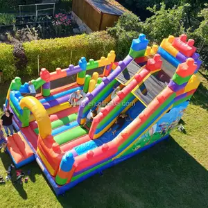 Castillo Inflable Comercial con Tobogán - Product Image 1