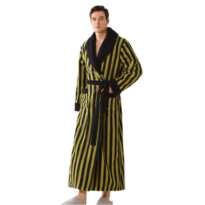 Peignoir <span class=keywords><strong>en</strong></span> <span class=keywords><strong>polaire</strong></span> pour <span class=keywords><strong>homme</strong></span>, motif rayé avec col <span class=keywords><strong>en</strong></span> fourrure <span class=keywords><strong>de</strong></span> luxe, <span class=keywords><strong>robe</strong></span> <span class=keywords><strong>de</strong></span> <span class=keywords><strong>chambre</strong></span> d'hiver douce et chaude longueur cheville - Product Image 1