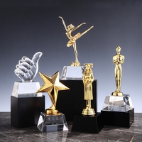 2025JINZUN trophée vente chaude pouce cristal trophée gravé créatif jeunesse étudiant maternelle Graduation résine cristal trophée