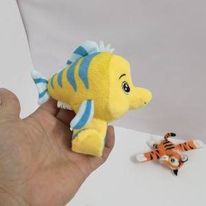 Peluche personnalisée de haute qualité Tigre Patting Circle <span class=keywords><strong>Film</strong></span> brodé Poisson Jouet anti-stress - Product Image 5