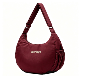 Sacs fourre-tout personnalisés en nylon imperméable matelassés et rembourrés, grands sacs à bandoulière pour la gym, les voyages et le shopping - Product Image 3