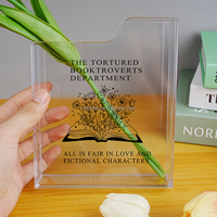 Vase en acrylique du département des Booktroverts torturés, vase en acrylique de livres livresques personnalisés pour fleurs