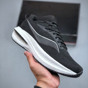 Prodotto di Tendenza 2026: Sneakers di Design di Alta Qualità, Traspiranti, con Suola Chunky, Unisex, per Sport, Corsa e Casual, Leggere - Product Image 5