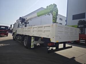 <span class=keywords><strong>Crane</strong></span> Dongfeng yang Dipasang di Truk 8T 5-Seksi Weisen Ultimate Boom 4500mm WB 21.2m Zoomlion Mesin Yuchai Gearbox Motor Pengangkat - Product Image 4