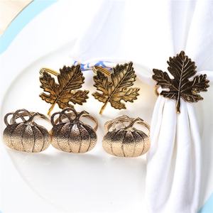 Hallowmas Halloween aleación calabaza servilleteros soporte plata acrílico mariposa diseño para boda y restaurante uso - Product Image 1