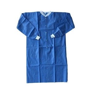 Certifié ISO13485, <span class=keywords><strong>blouse</strong></span> de laboratoire violette protectrice et respirante microporeuse à <span class=keywords><strong>usage</strong></span> <span class=keywords><strong>unique</strong></span> PP SMS, manteaux jetables pour les visiteurs - Product Image 2