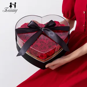 Jour de Valentine En Gros Acrylique De Luxe Coeur Cadeau Transparent Fleur Emballage Conservé Rose Bouquet Boîtes