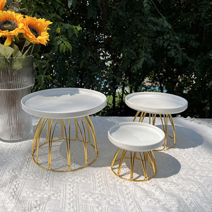 Présentoir à desserts en or blanc, plateau à pâtisserie rond et rectangulaire pour mariages en plein air, anniversaires et décorations de table - Product Image 2