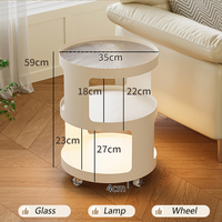 Table basse 3 niveaux durable avec plateau en verre et structure métallique, mobilier de salon moderne, table d'appoint mobile avec LED et rangement