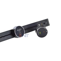 Multiprise de table pratique avec rail d'alimentation, 3 prises CA, 2 USB, 1 USB-C, 13A 250V, design amovible en alliage d'aluminium