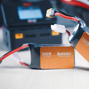 แบตเตอรี่สมาร์ทลิโป 14.8V 4S 1300mAh 80C ปลั๊ก XT-60 สำหรับรถบังคับวิทยุและเครื่องบิน พร้อมกระเป๋าใส่แบตเตอรี่ ผลิตในจีน - Product Image 4