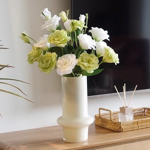 Bouquet de fleurs artificielles Lisianthus en soie, mélange blanc et vert, style nordique, décoration de table pour la maison et les mariages - Product Image 1