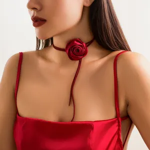 XR-28 grosir wanita Vintage perhiasan leher pendek pita besar bunga mawar kalung Choker beludru