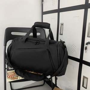 Bolsa Deportiva Impermeable de 50L, Mochila Grande para Gimnasio con Compartimento Separado para Zapatos, para Hombres y Mujeres - Product Image 3