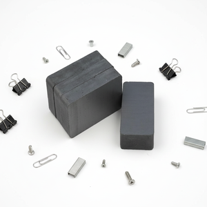 แม่เหล็กเฟอร์ไรต์เซรามิกทรงสี่เหลี่ยมขนาด 1 7/8" x 7/8" x <span class=keywords><strong>3</strong></span>/8" เกรด 8 รับผลิตแบบ OEM และ ODM - Product Image 2