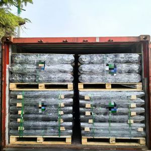 غطاء أرضي أسود من البولي بروبيلين لمنع الأعشاب الضارة في الزراعة، غطاء مسامي للأرض، حاجز للأعشاب الضارة، غطاء لحمام السباحة فوق الأرض - Product Image 6