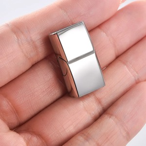 Fermoirs magnétiques carrés plats en acier inoxydable étanches pour bracelets en cuir, boucles <span class=keywords><strong>d</strong></span>'extrémité inaltérables pour la fabrication de bijoux DIY - Product Image 1