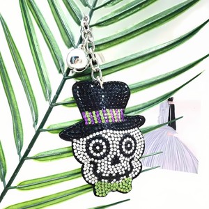 Lindo Llavero de Calavera con Dijes de Diamantes de Imitación para Halloween, Colgante con Borla de Cuentas, Llavero Brillante Y2K de Fantasma, Regalo Punk para <span class=keywords><strong>Chicas</strong></span> - Product Image 5