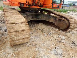 รถขุดไฮดรอลิกแบบตีนตะขาบ Doosan420 มือสอง พร้อมมอเตอร์เกียร์บ็อกซ์ ความจุบุ้งกี๋ 1.9 เมตร น้ำหนักใช้งาน 41.5 ตัน เครื่องยนต์ Doosan - Product Image 4