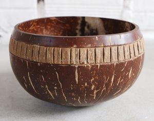 Bols en coquille de noix de coco Boho sculptés à la main poli écologique Vietnam vente en gros - Product Image 1