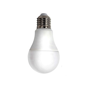 Lámpara LED regulable E27 12W 6000K - ideal para iluminación ajustable en hogares y oficinas. - Product Image 1