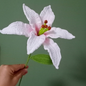 Bouquet de fleurs au crochet en coton fait main, vente en gros <span class=keywords><strong>pour</strong></span> la Fête des Mères, la Saint-Valentin et Pâques - Product Image 1