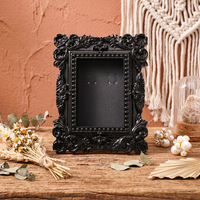 Cadre photo vertical en résine gaufrée de style européen rétro, écologique et durable, avec une touche de luxe pour la décoration intérieure