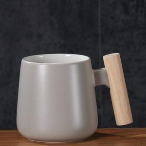 Tazas <span class=keywords><strong>de</strong></span> Cerámica Personalizadas al por Mayor con Asas <span class=keywords><strong>de</strong></span> Madera, Estilo Literario y Retro, Ideales como Regalos Navideños para Amigos - Product Image 2