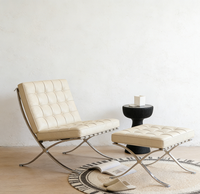 Hochwertiger Akzent-Sessel, Gemütliches Plüschleder, Ergonomische Rückenstütze, Polierte Metallbasis, Einzelsofa für Familie und Schlafzimmer